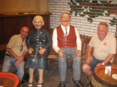 Unser Gruppenbild 2013 in der Brauerei Stiegel in Salzburg